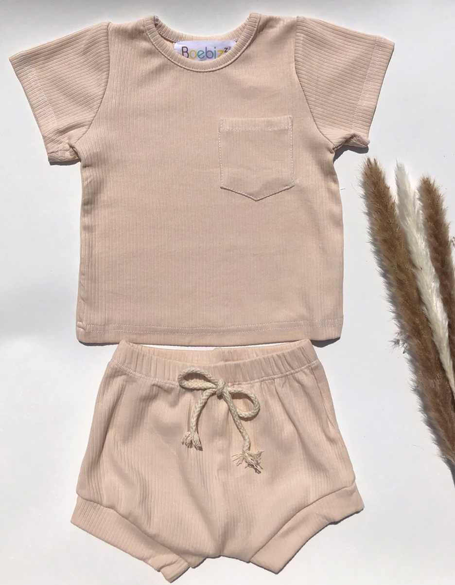 Ensemble t-shirt + short beige (BOEBIZ)