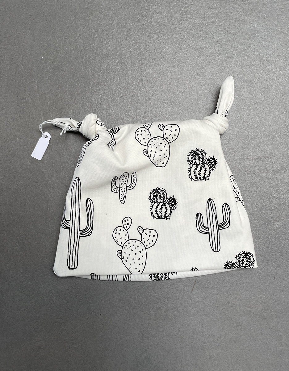 Bonnet imprimé (Dominique)